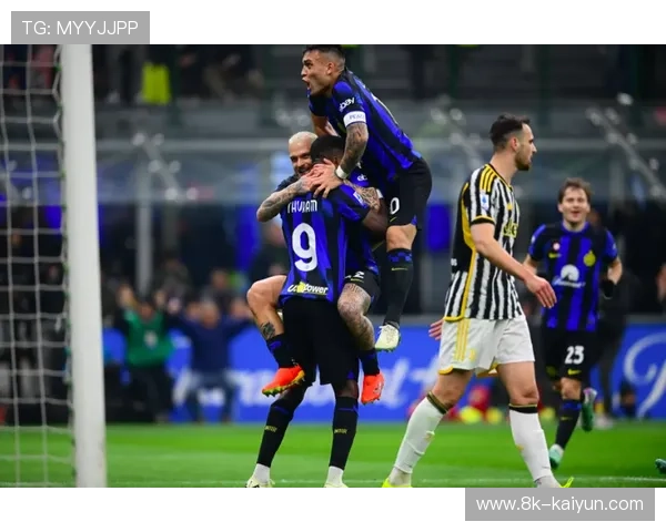 阿莱格里批评米兰领先松懈,英超球队引以为戒 阿莱格里批评米兰领先松懈,英超球队引以为戒